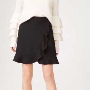 BRAND NEW Club Monaco Suzillie Skirt - Size 8 - Black